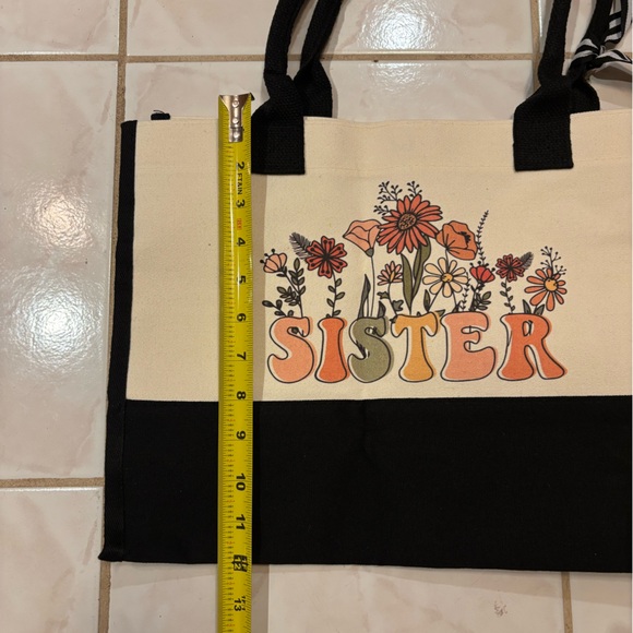 Sisters Floral Canvas Tote Bag Set - Black and Cream - Picture 7 of 13